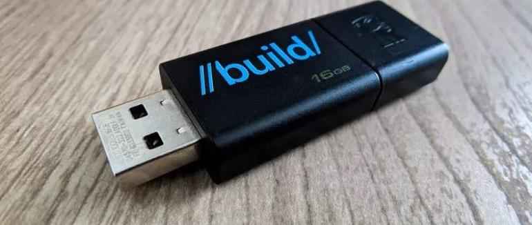 مایکروسافت: دیگر نیازی به انتظار برای خروج ایمن فلش USB خود ندارید