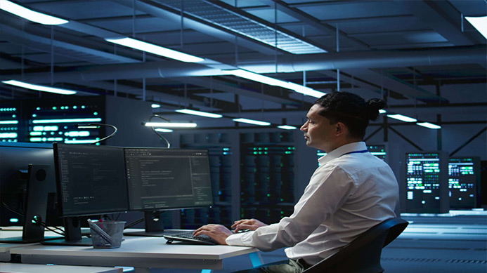 server7 کنترل تردد در راه اندازی و طراحی سرور روم